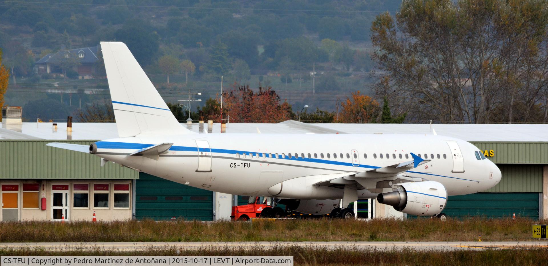 CS-TFU, 2005 Airbus A319-115LR C/N 2440, Foronda Vitoria-Gasteiz  - España