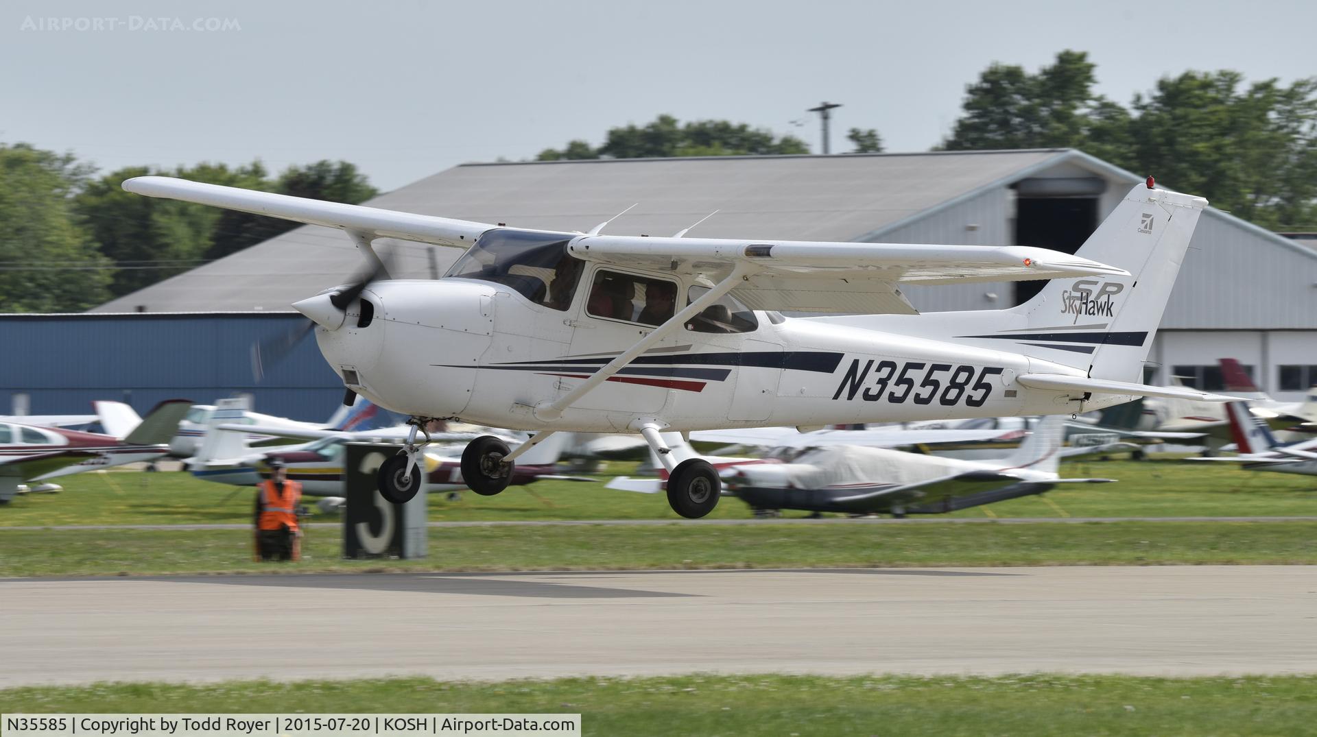 N35585, Cessna 172S C/N 172S8873, Airventure 2015
