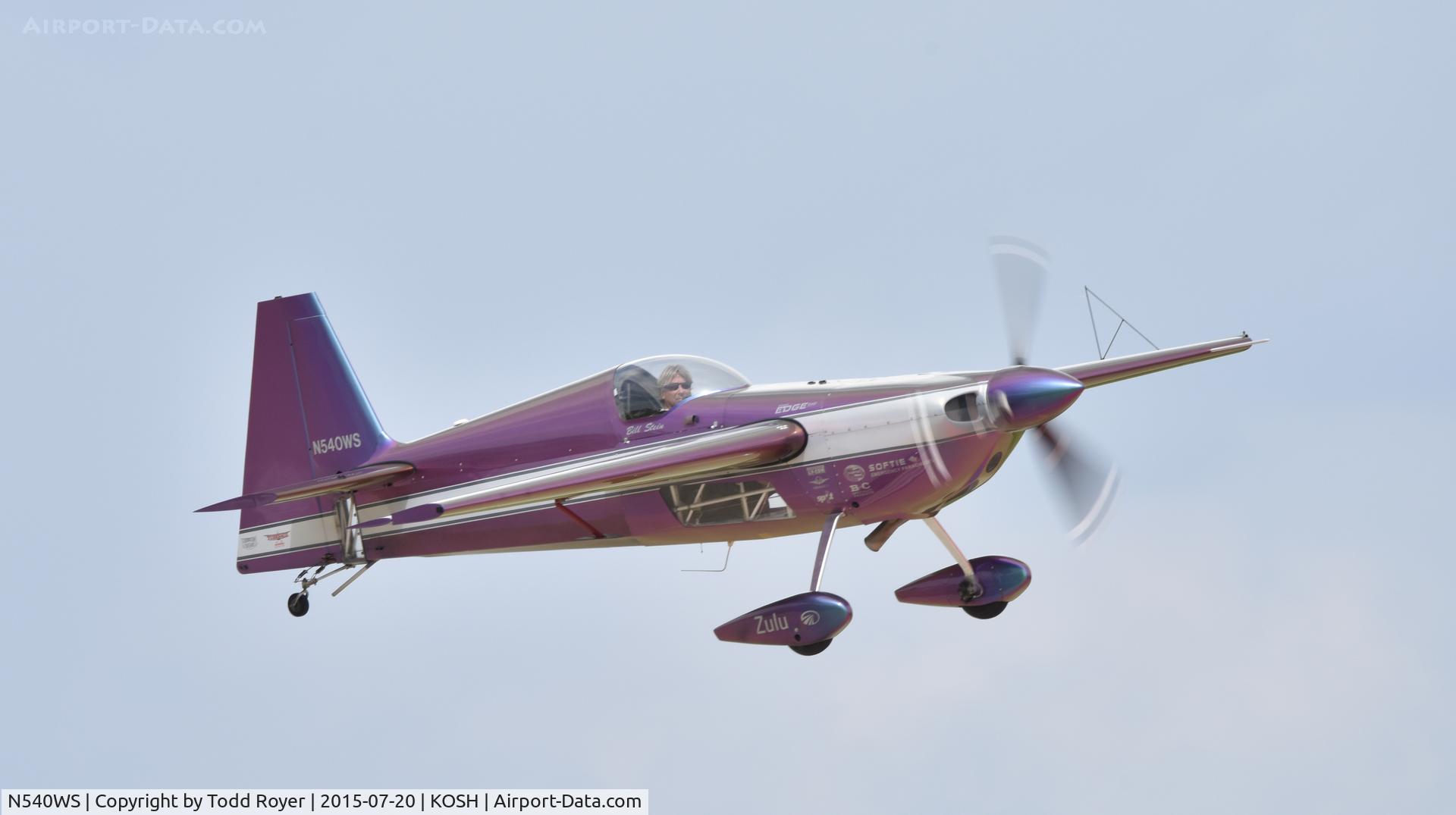 N540WS, 2002 Zivko Edge 540 C/N 0032, Airventure 2015