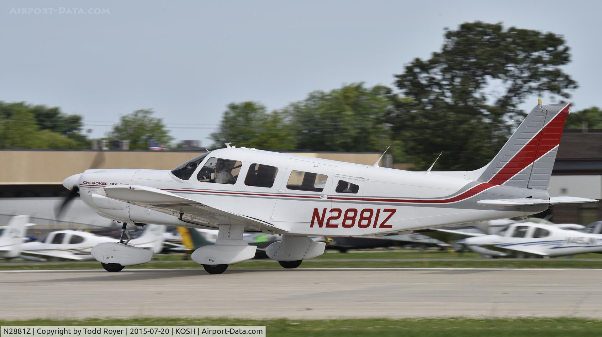 N2881Z, 1979 Piper PA-32-300 Cherokee Six C/N 32-7940181, Airventure 2015