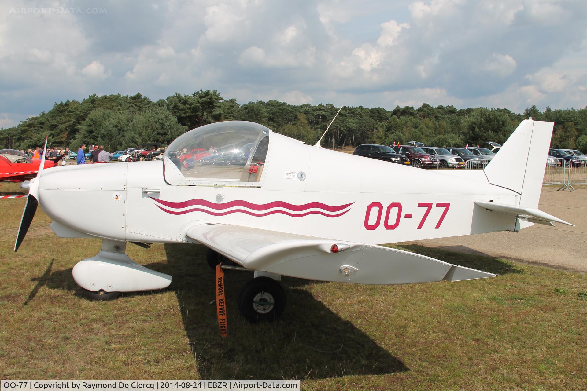 OO-77, Zenair Zenith CH-200 C/N A-250, Zoersel fly-in 2014.