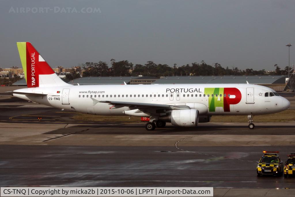 CS-TNQ, 2009 Airbus A320-214 C/N 3769, Taxiing