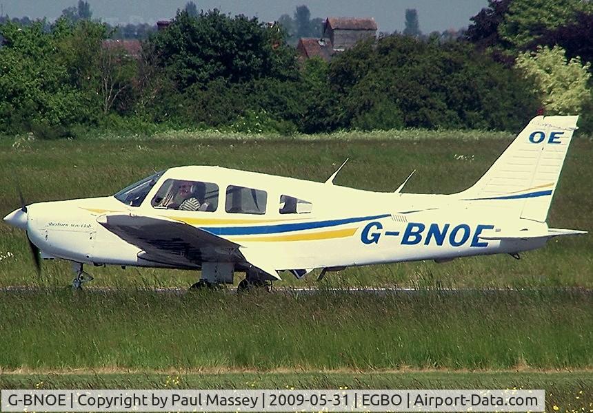 G-BNOE, 1987 Piper PA-28-161 Cherokee Warrior II C/N 2816013, EX:-N9121X,G-BNOE,N9568N.Sherburn Aero Club Ltd.