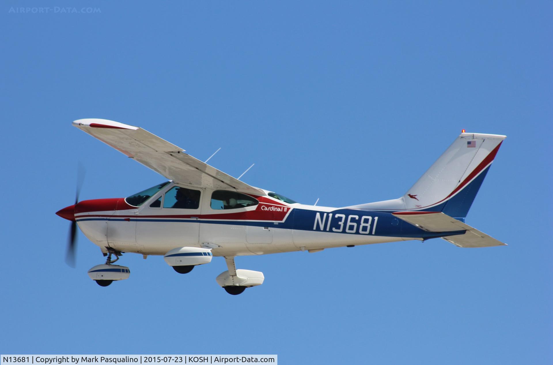 N13681, 1976 Cessna 177B Cardinal C/N 17702453, Cessna 177B