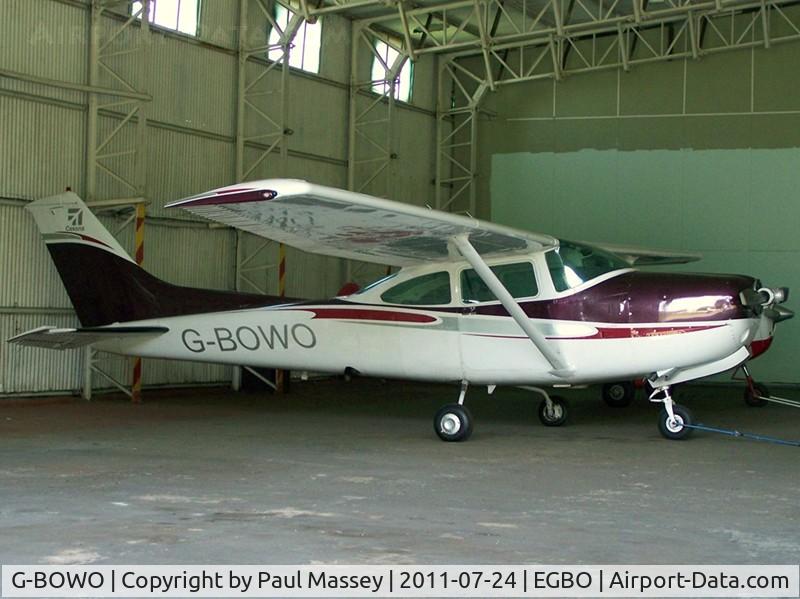 G-BOWO, 1978 Cessna R182 Skylane RG C/N R182-00146, Based when photographed.EX:-N2301C.