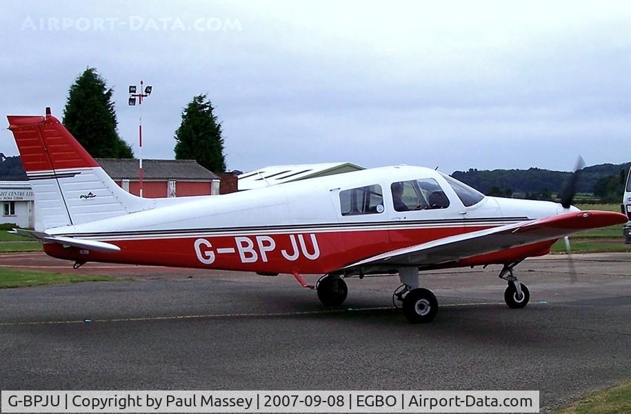 G-BPJU, 1988 Piper PA-28-161 Cadet C/N 2841032, Based when photographed. EX:-N9156Z. Aviation Rentals.