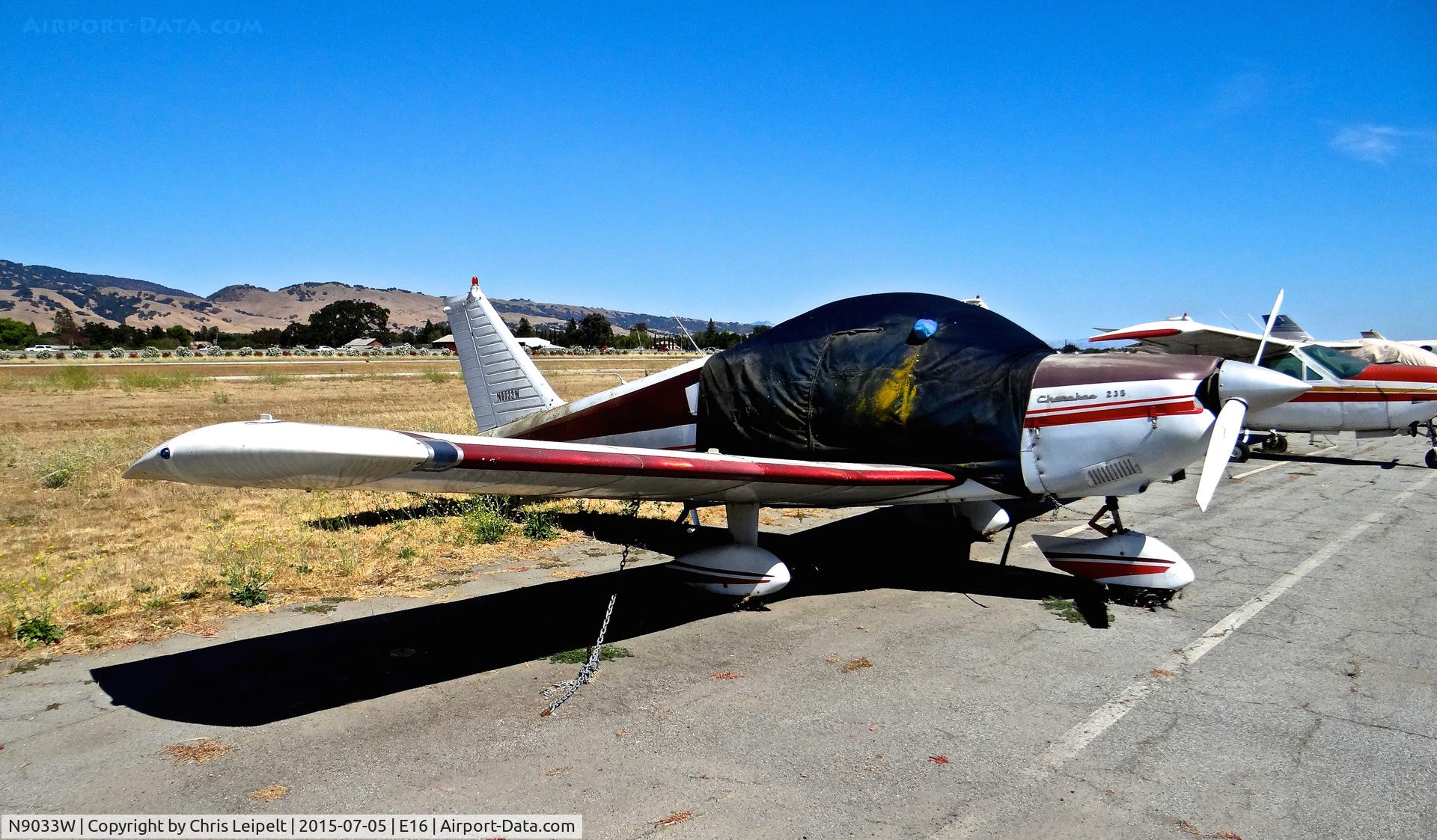 N9033W, 1965 Piper PA-28-235 C/N 28-10625, Locally-based 1965 Piper PA-28-235 sitting on the ramp at South County Airport, San Martin, CA. Clearly it's been sitting for quite some time.