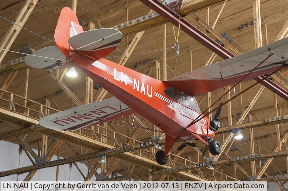 LN-NAU, Piper L-4H Grasshopper (J3C-65D) C/N 11673, Museum Stavanger/Sola, ex USARMY 43-30482