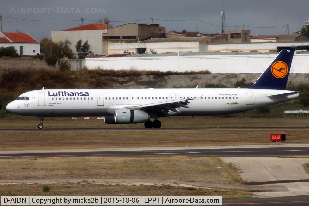 D-AIDN, 2011 Airbus A321-231 C/N 4976, Taxiing