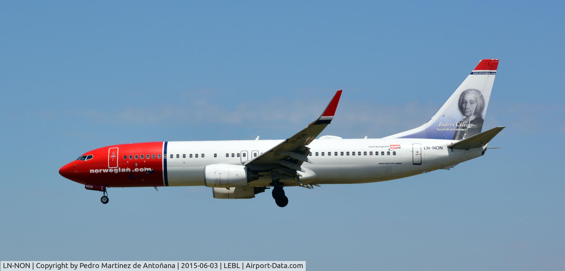LN-NON, 2000 Boeing 737-86N C/N 28620, El Prat  Barcelona - España