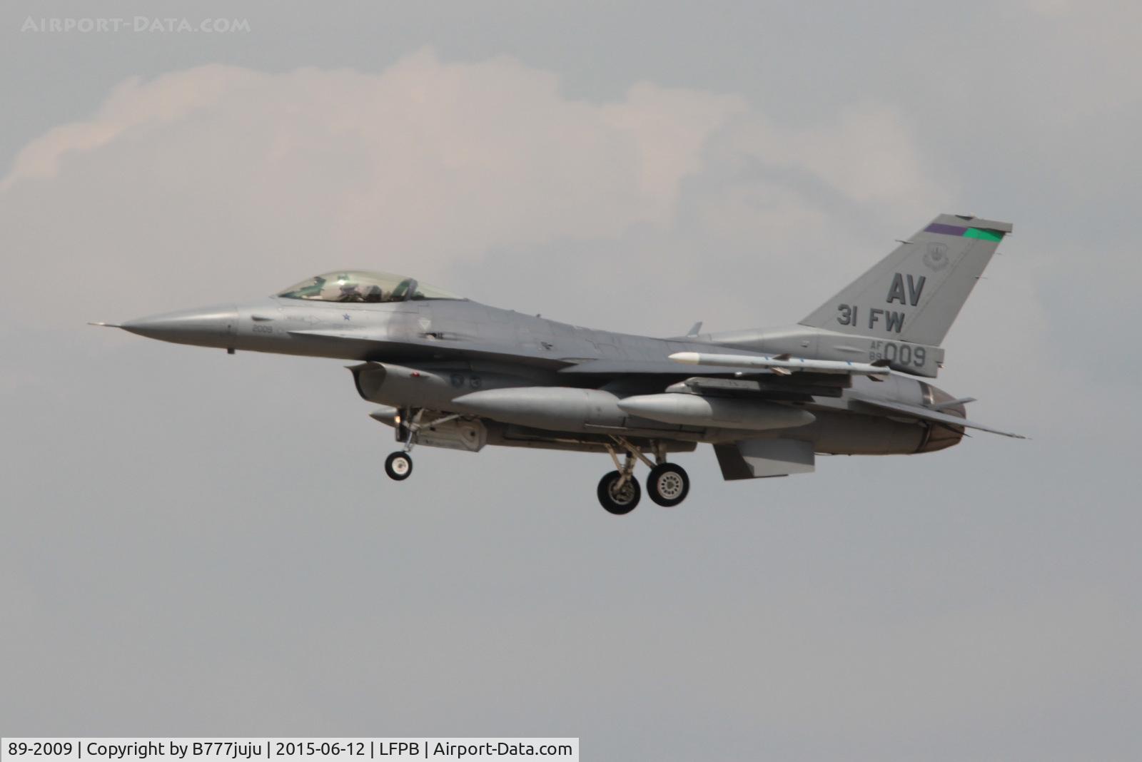 89-2009, 1989 General Dynamics F-16CG Night Falcon C/N 1C-162, Wing Commander at Le Bourget for SIAE 2015