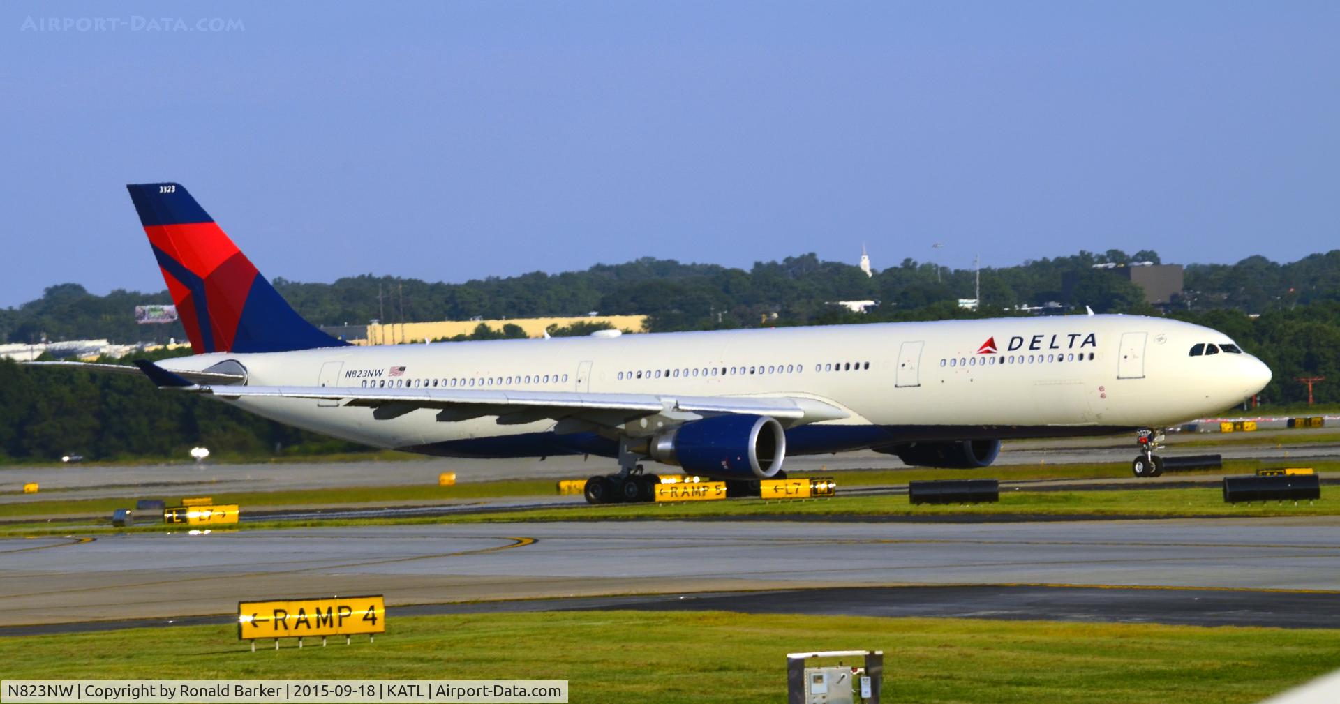 N823NW, 2015 Airbus A330-302 C/N 1628, Taxi Atlanta