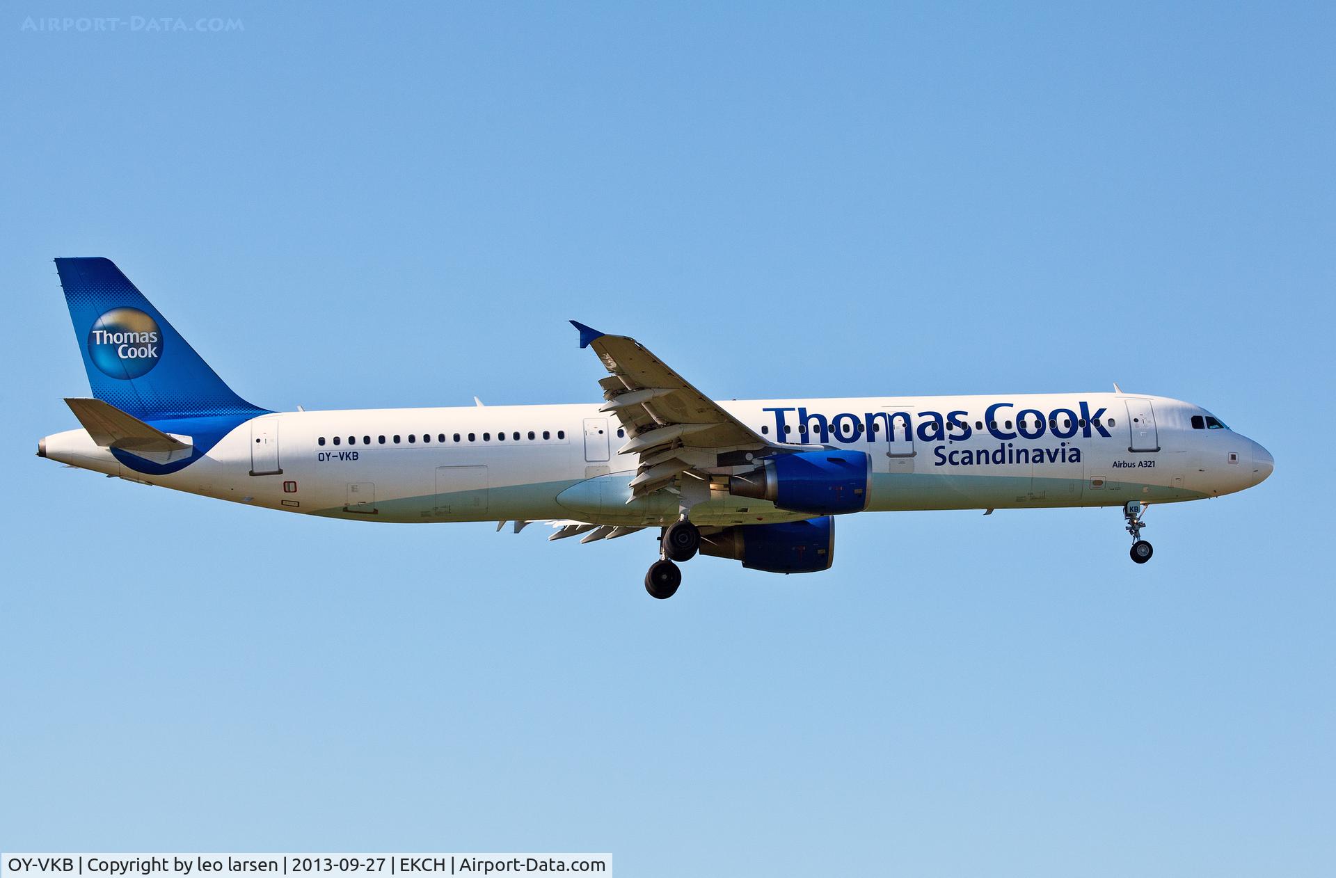 OY-VKB, 2003 Airbus A321-211 C/N 1921, Copenhagen 27.9.13
