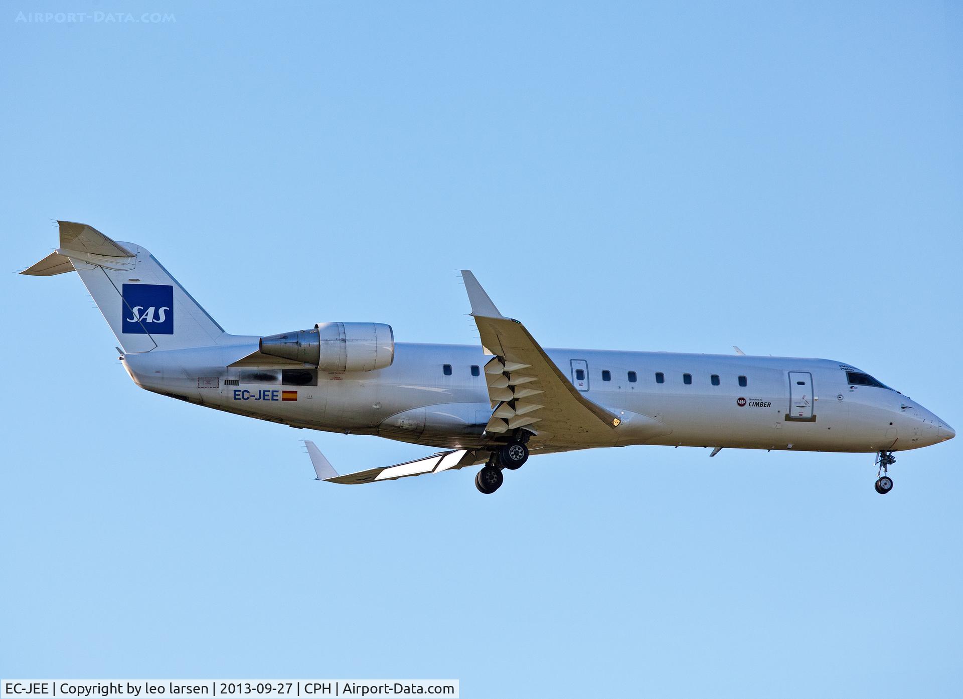 EC-JEE, 2005 Bombardier CRJ-200ER (CL-600-2B19) C/N 7989, Copenhagen 27.9.13