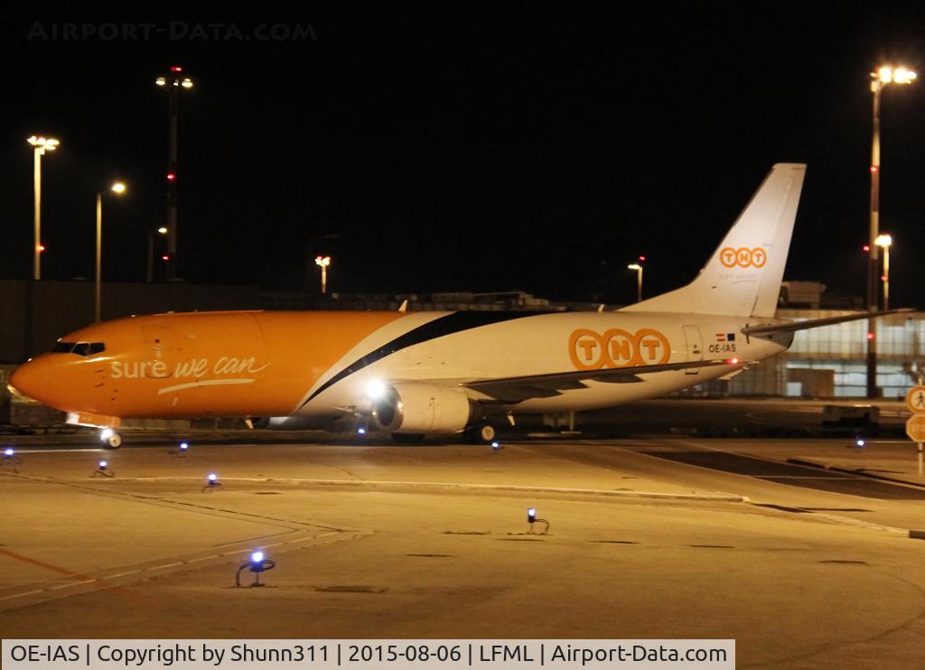 OE-IAS, 1998 Boeing 737-4M0 C/N 29209, Taxiing to the Cargo area...