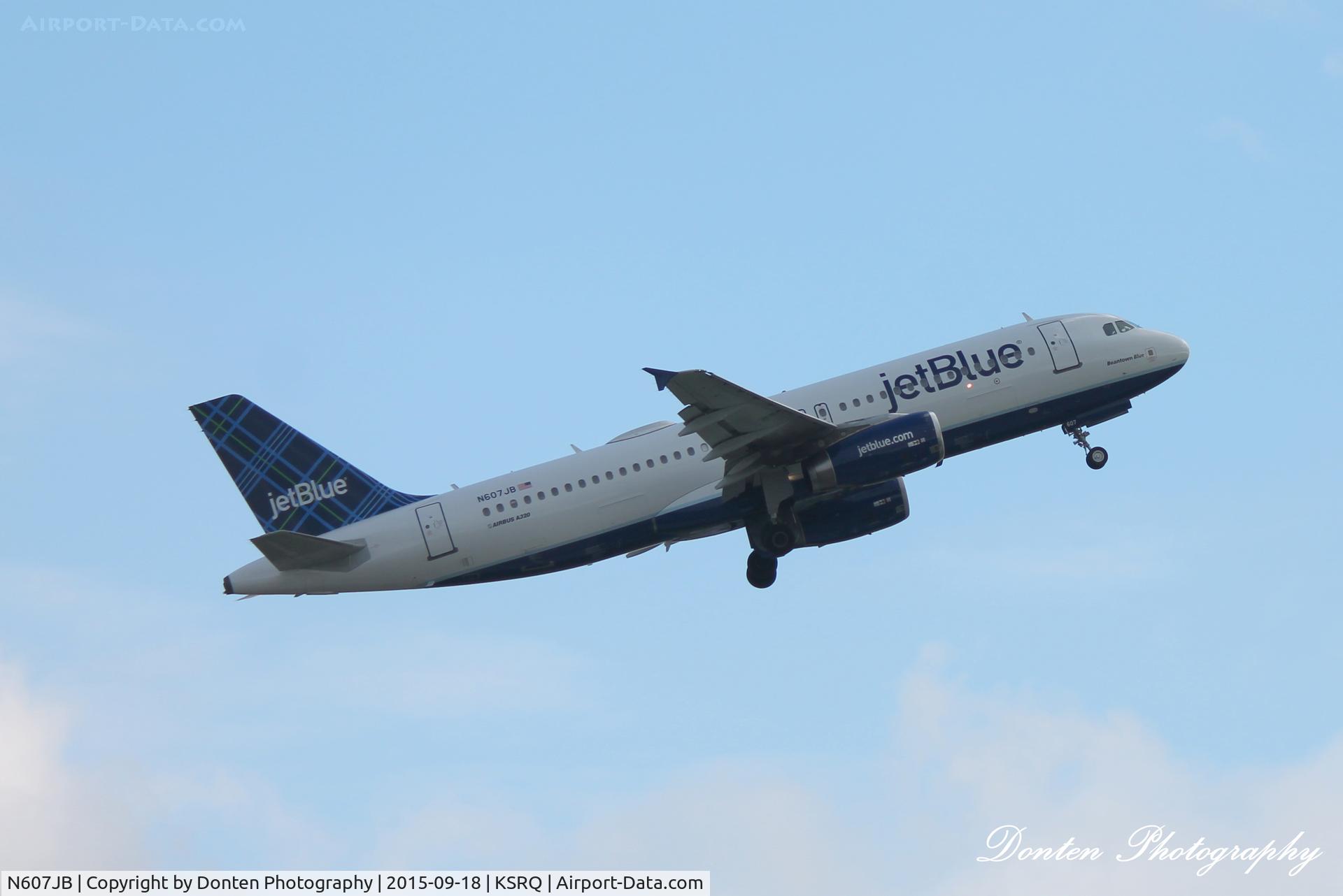 N607JB, 2005 Airbus A320-232 C/N 2386, JetBlue Flight 164 (N607JB) 