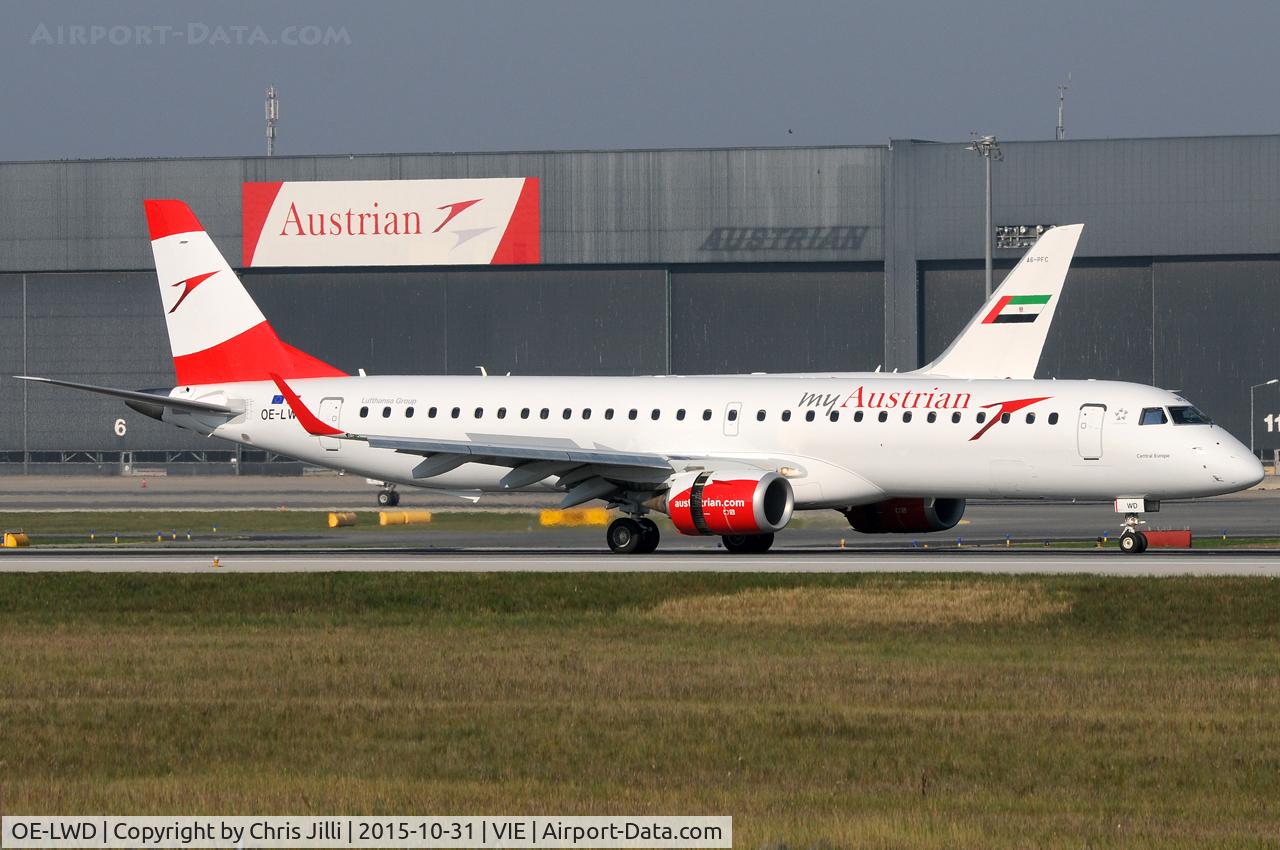 OE-LWD, 2011 Embraer 195LR (ERJ-190-200LR) C/N 19000411, Austrian Airlines