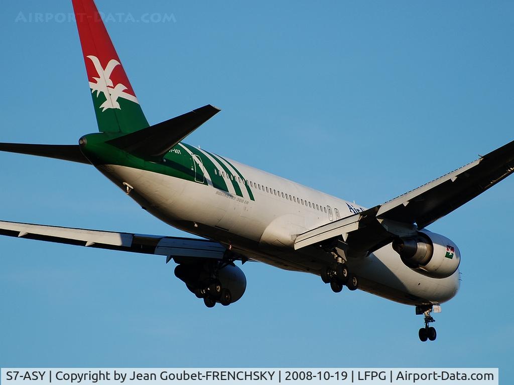 S7-ASY, 2001 Boeing 767-33A/ER C/N 29386, Air Seychelles landing
