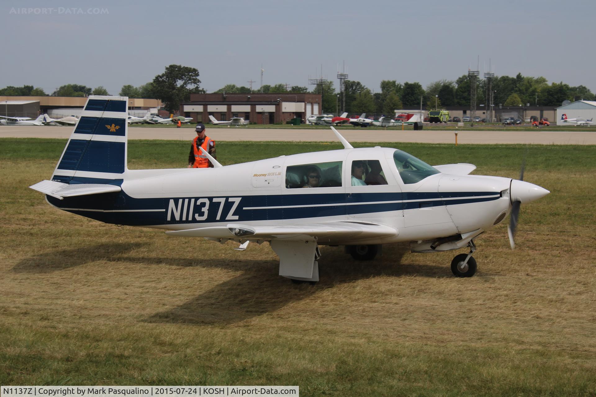 N1137Z, Mooney M20J 201 C/N 24-1628, Mooney M20J