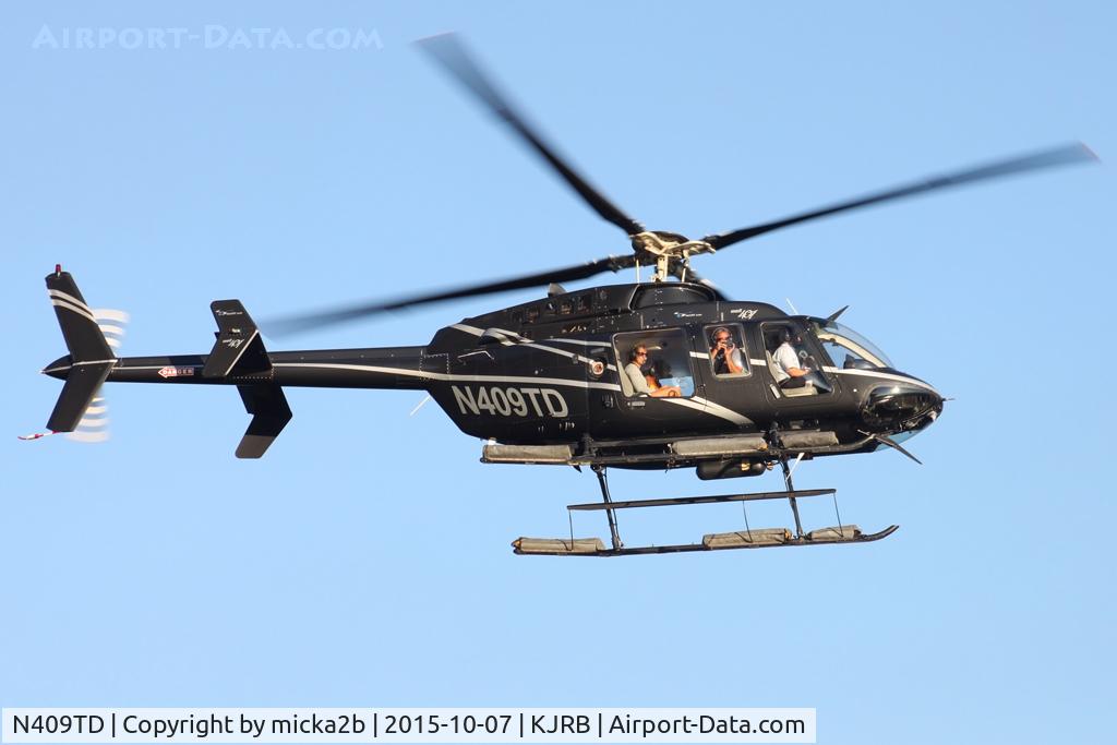 N409TD, 2006 Bell 407 C/N 53705, In flight