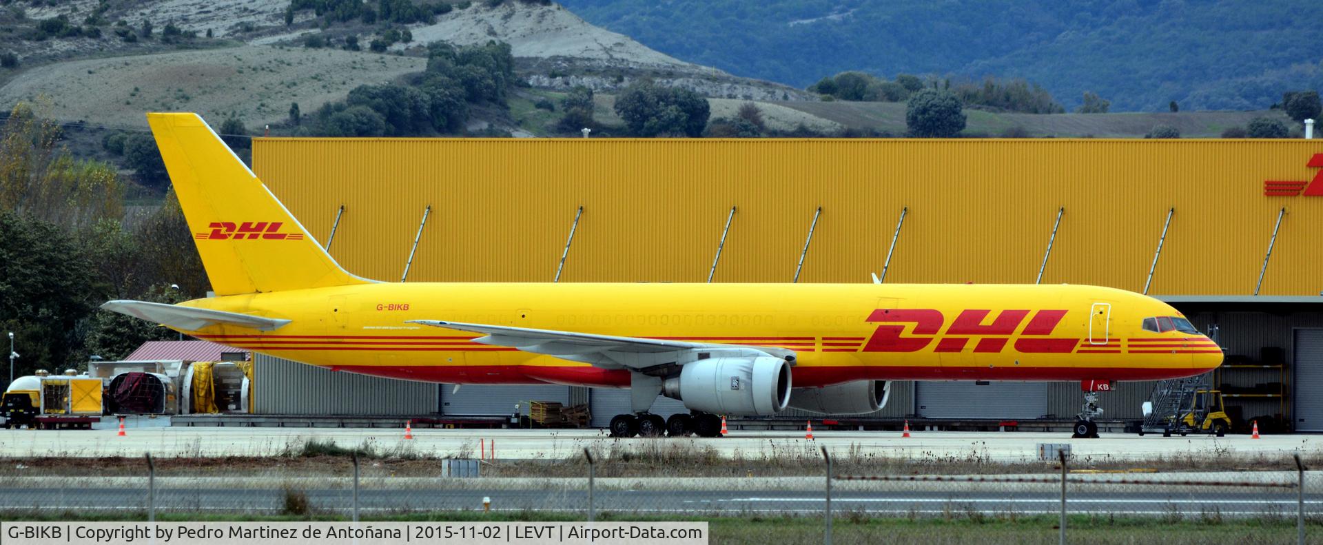 G-BIKB, 1982 Boeing 757-236/SF C/N 22173, Foronda Vitoria-Gasteiz  - España