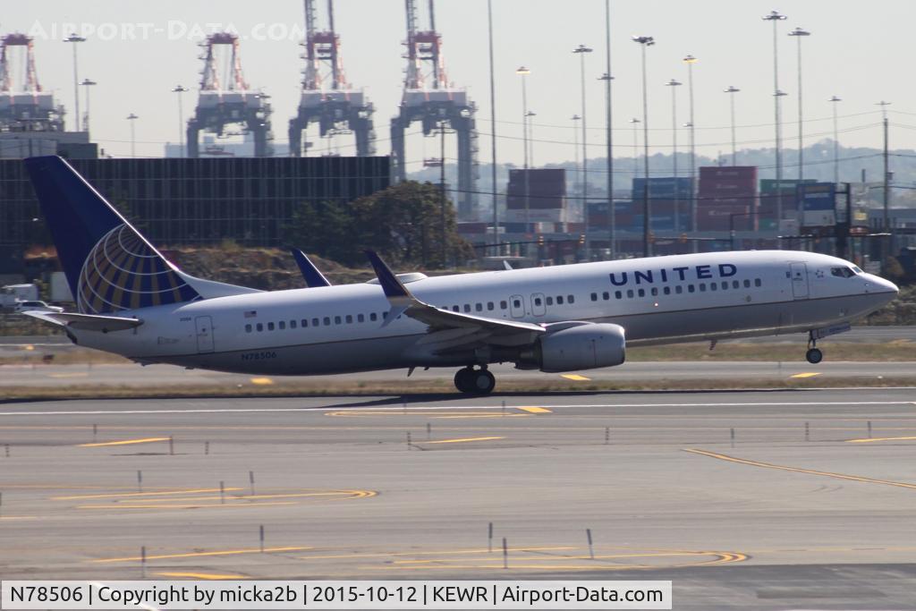 N78506, 2006 Boeing 737-824 C/N 32832, Take off