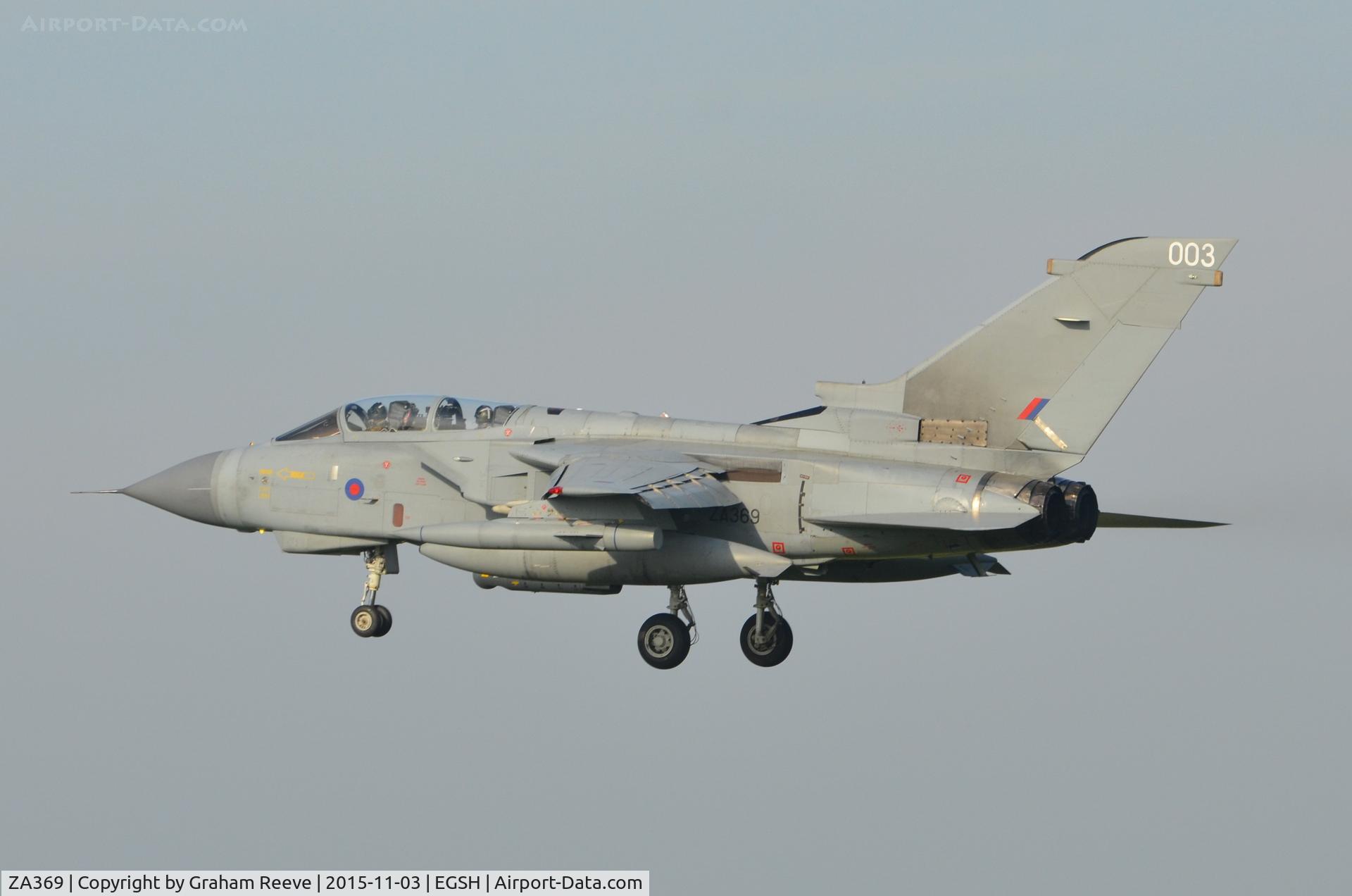 ZA369, 1982 Panavia Tornado GR.4A C/N 166/BS051/3083, On approach to Norwich.
