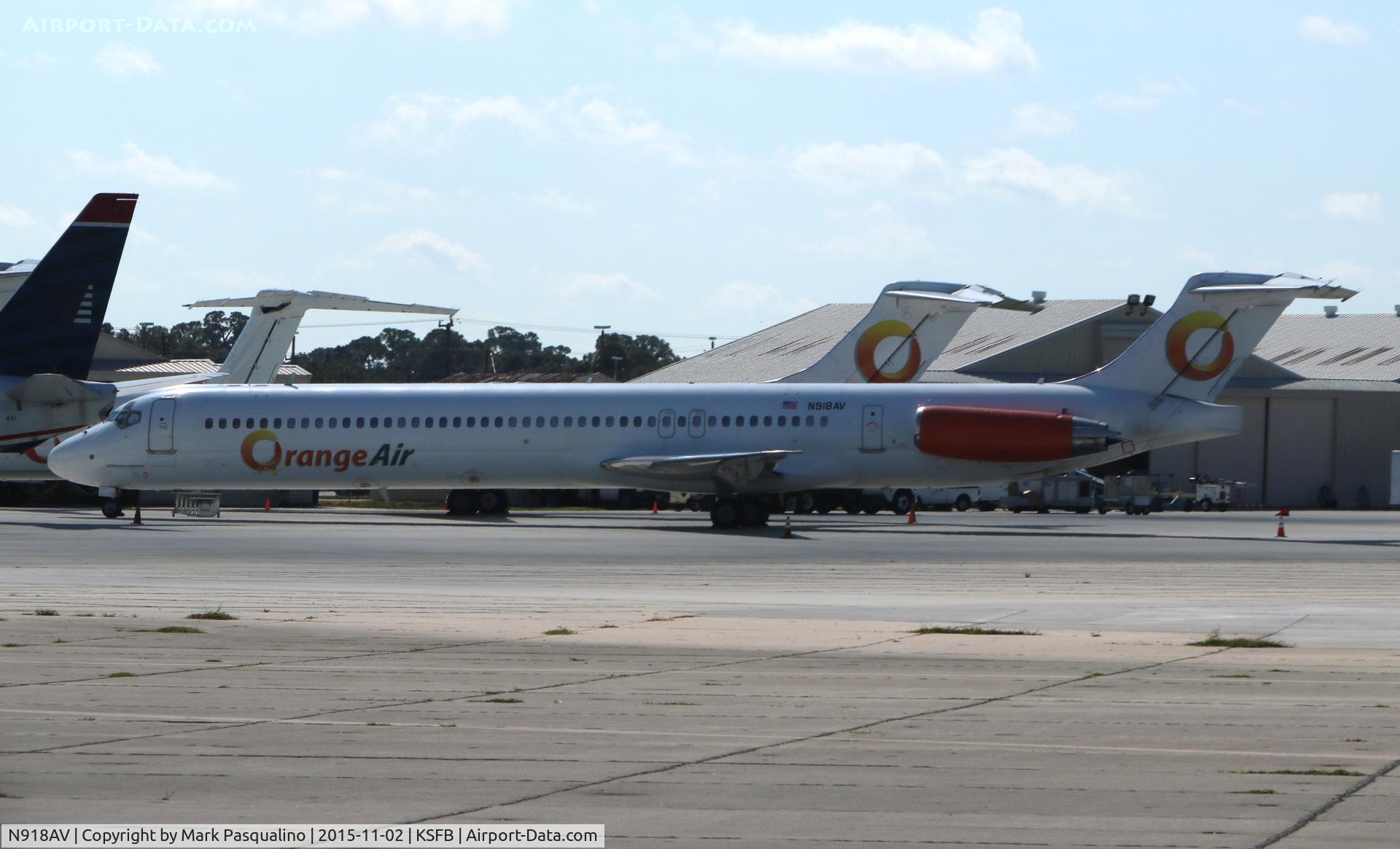 N918AV, 1982 McDonnell Douglas MD-82 (DC-9-82) C/N 49104, MD-82