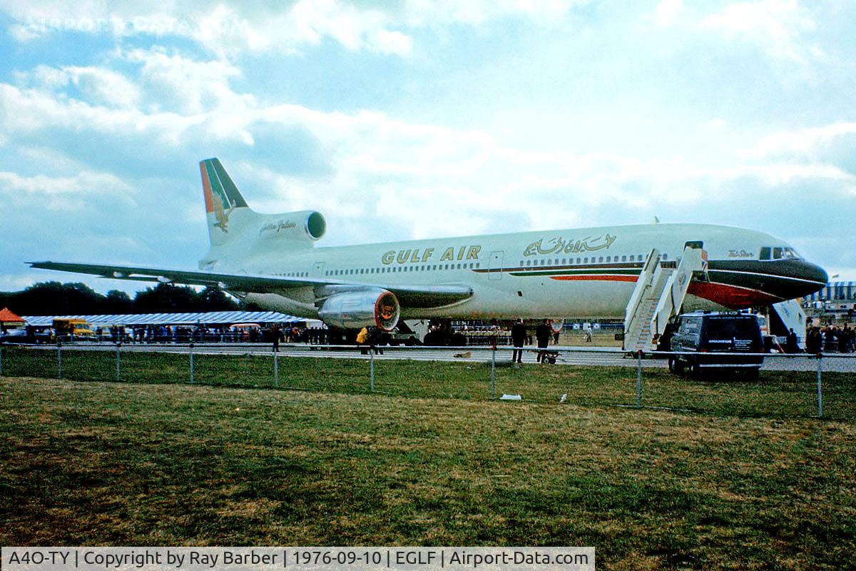 A4O-TY, 1976 Lockheed L-1011-385-1-15 TriStar 200 C/N 193U-1138, Lockheed L-1011 Tristar 200 [1138] (Gulf Air) Farnborough~G 10/09/1976. From a slide.
