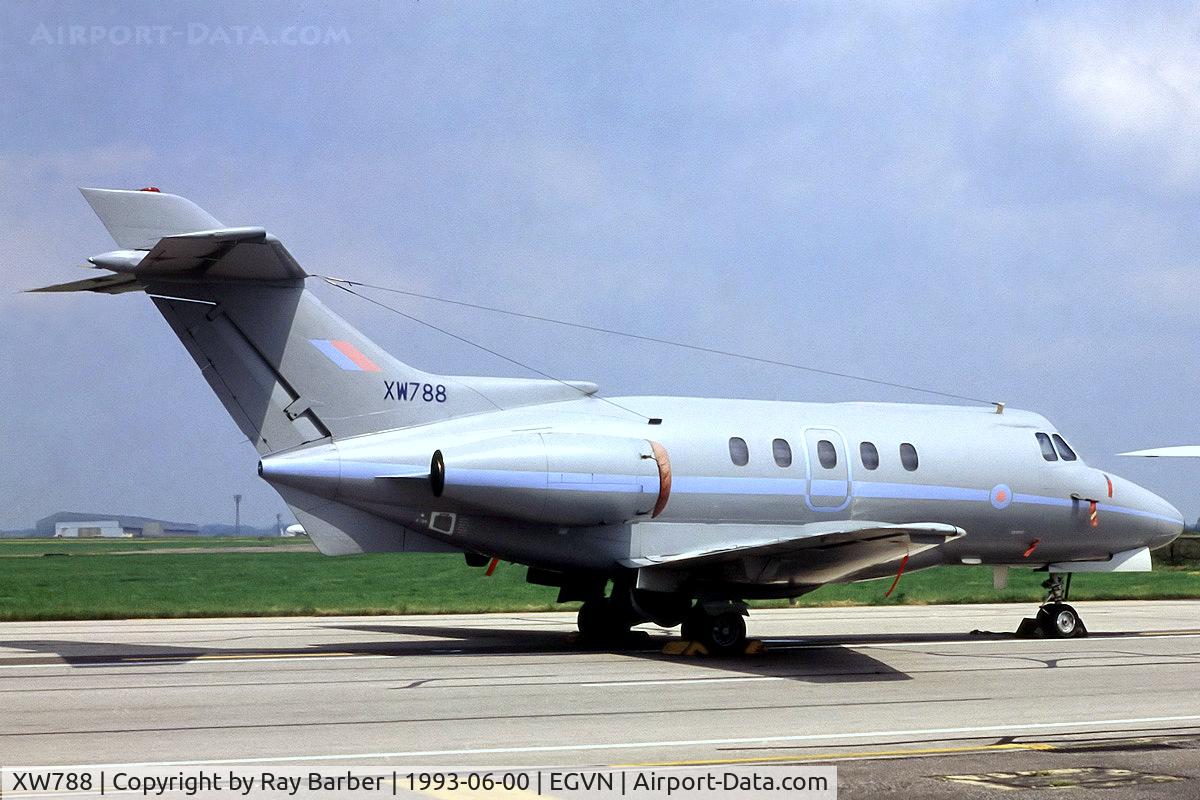 XW788, 1971 Hawker Siddeley HS.125 CC.1 C/N 25255, Hawker-Siddeley 125/400A [25255] (Royal Air Force) RAF Brize Norton~G  06/1993. From a slide