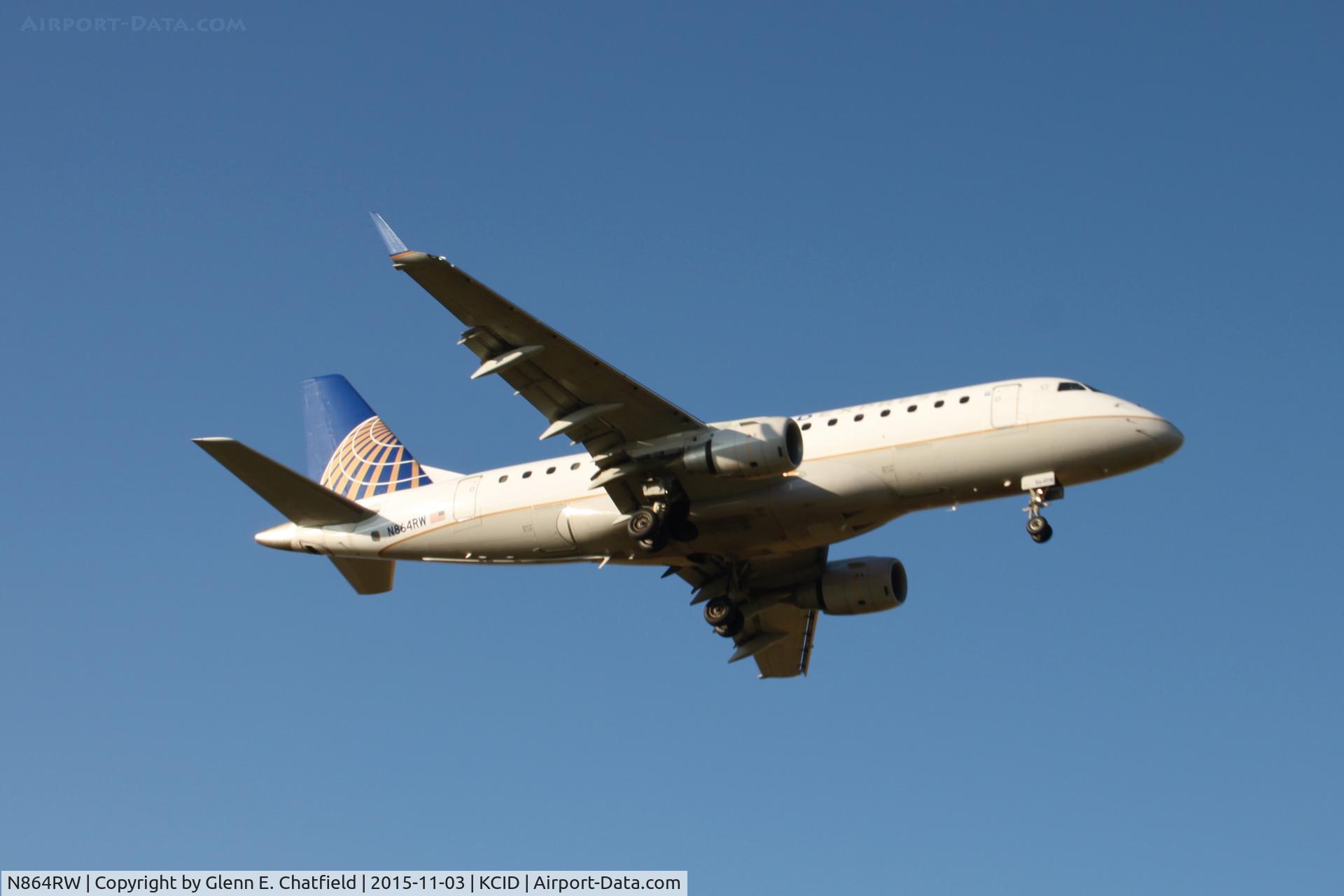 N864RW, 2006 Embraer 170SE (ERJ-170-100SE) C/N 17000117, Final approach to Runway 9