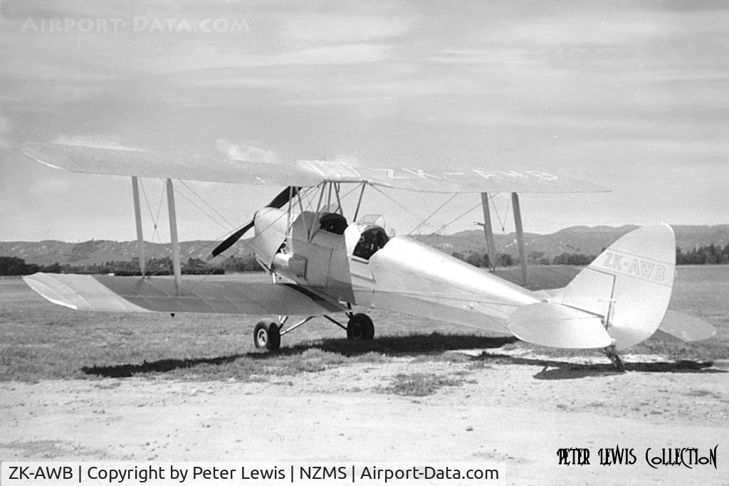 ZK-AWB, 1951 De Havilland Australia DH-82A Tiger Moth C/N DHA635, G D Ayson, Masterton