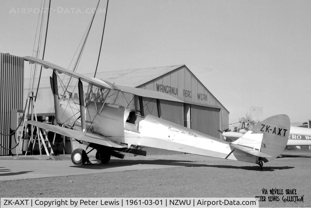 ZK-AXT, De Havilland Australia DH-82A Tiger Moth C/N DHA225, Wanganui AC