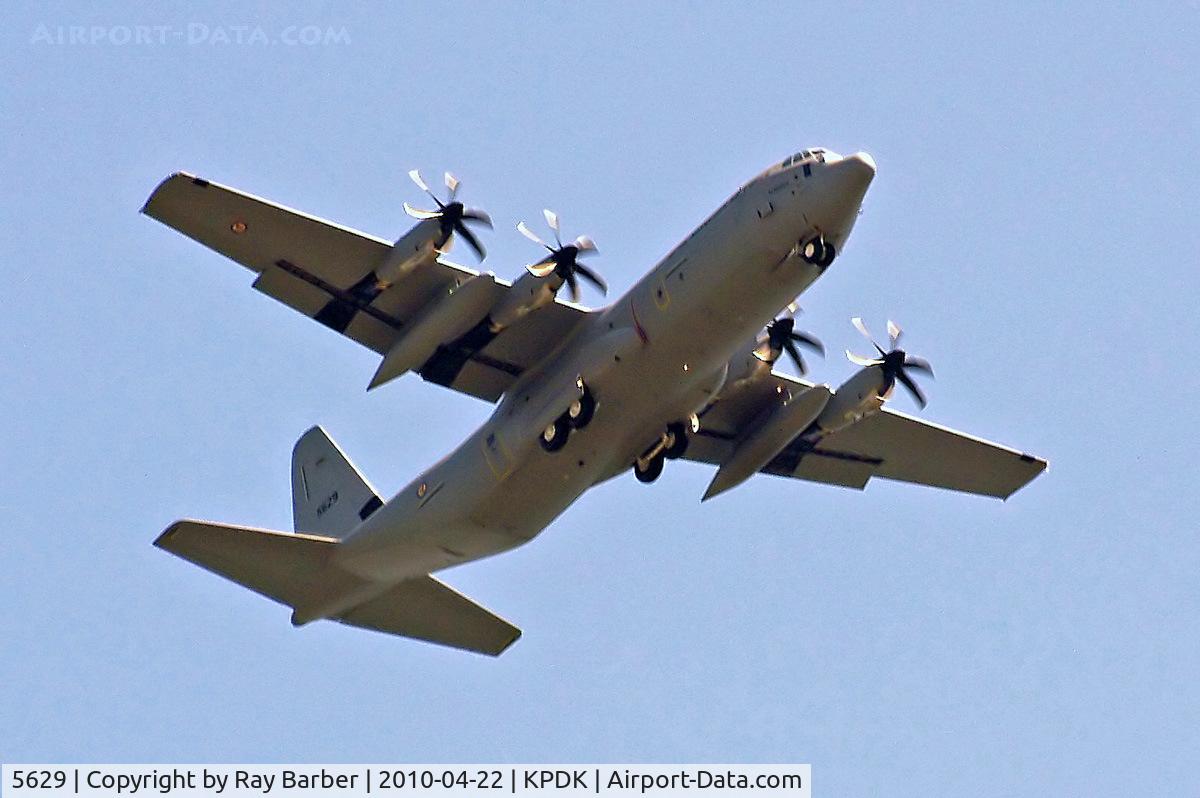5629, 2010 Lockheed Martin C-130J-30 Super Hercules C/N 382-5629, Lockheed C-130 J-30 Hercules [5629] (Royal Norwegian Air Force) Atlanta-Dekalb Peachtree~N 22/04/2010. Overflying the airfield.