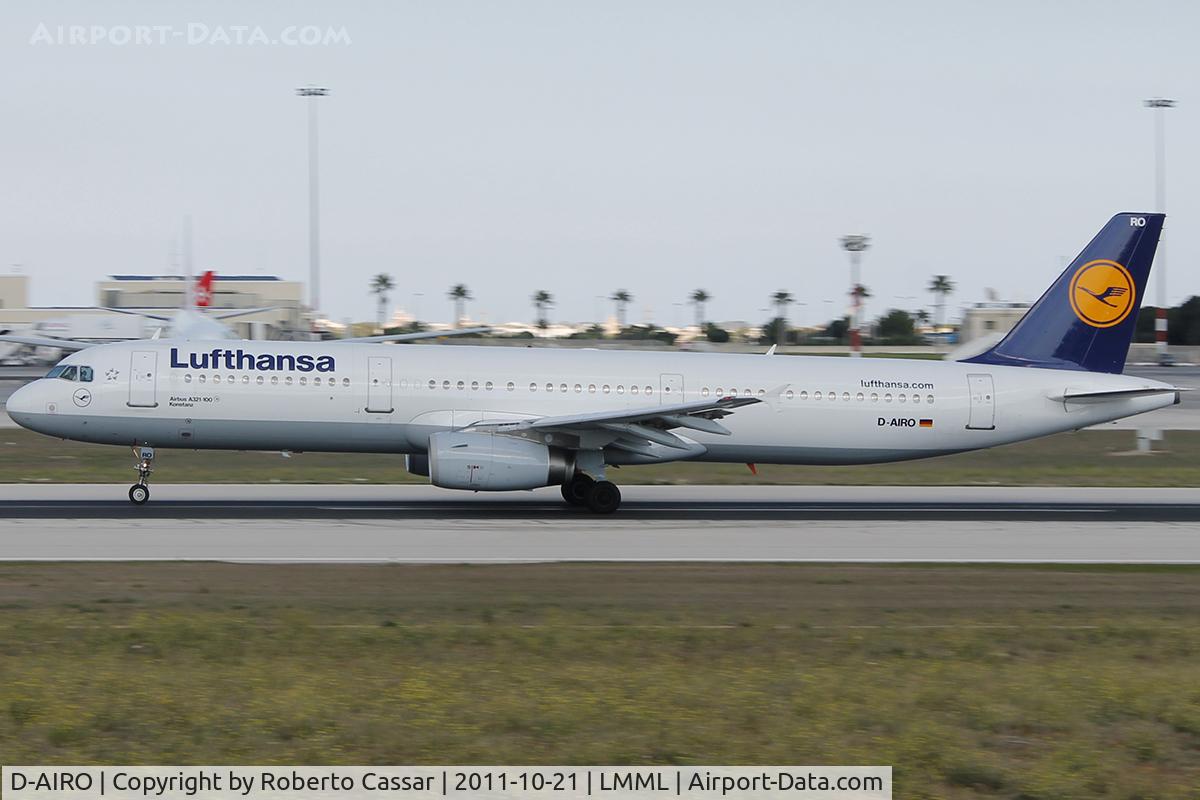D-AIRO, 1995 Airbus A321-131 C/N 0563, Runway 31