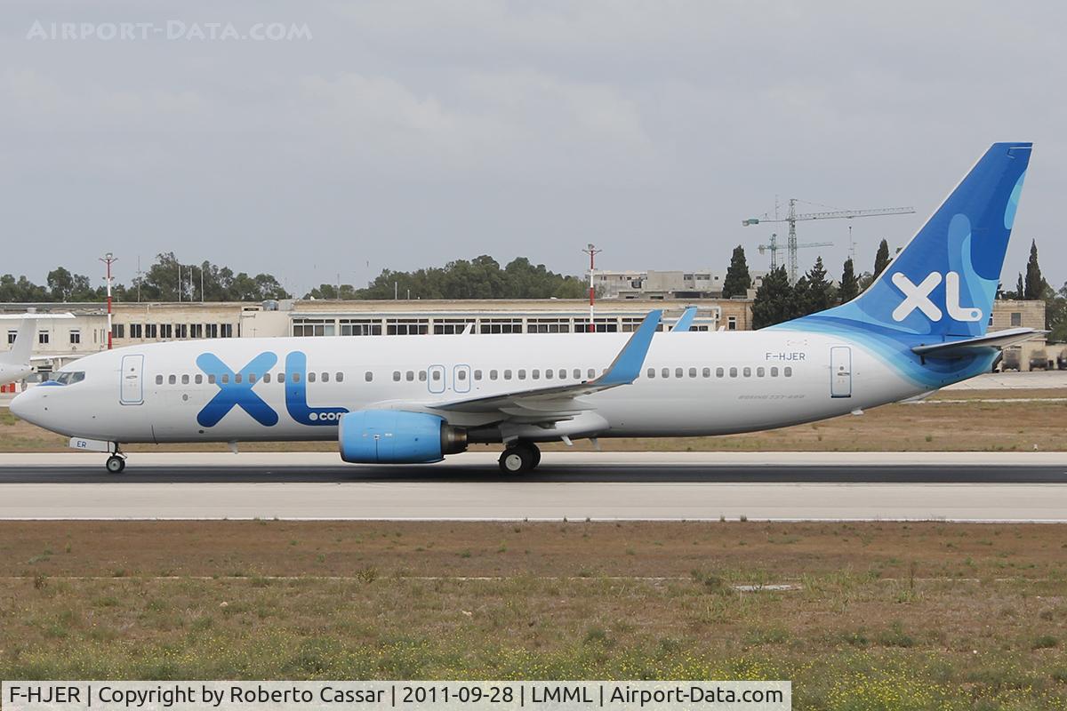 F-HJER, 2002 Boeing 737-86N C/N 32736, Runway 13