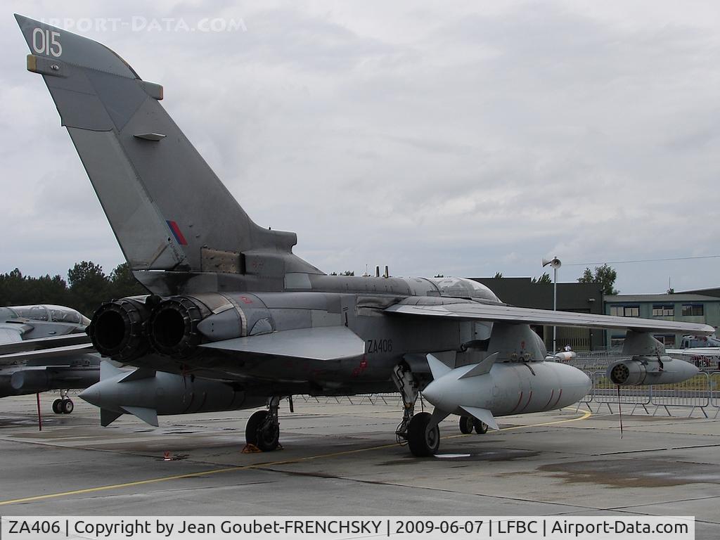 ZA406, 1983 Panavia Tornado GR.4 C/N 217/BS073/3105, RAF Cazaux Air Force base