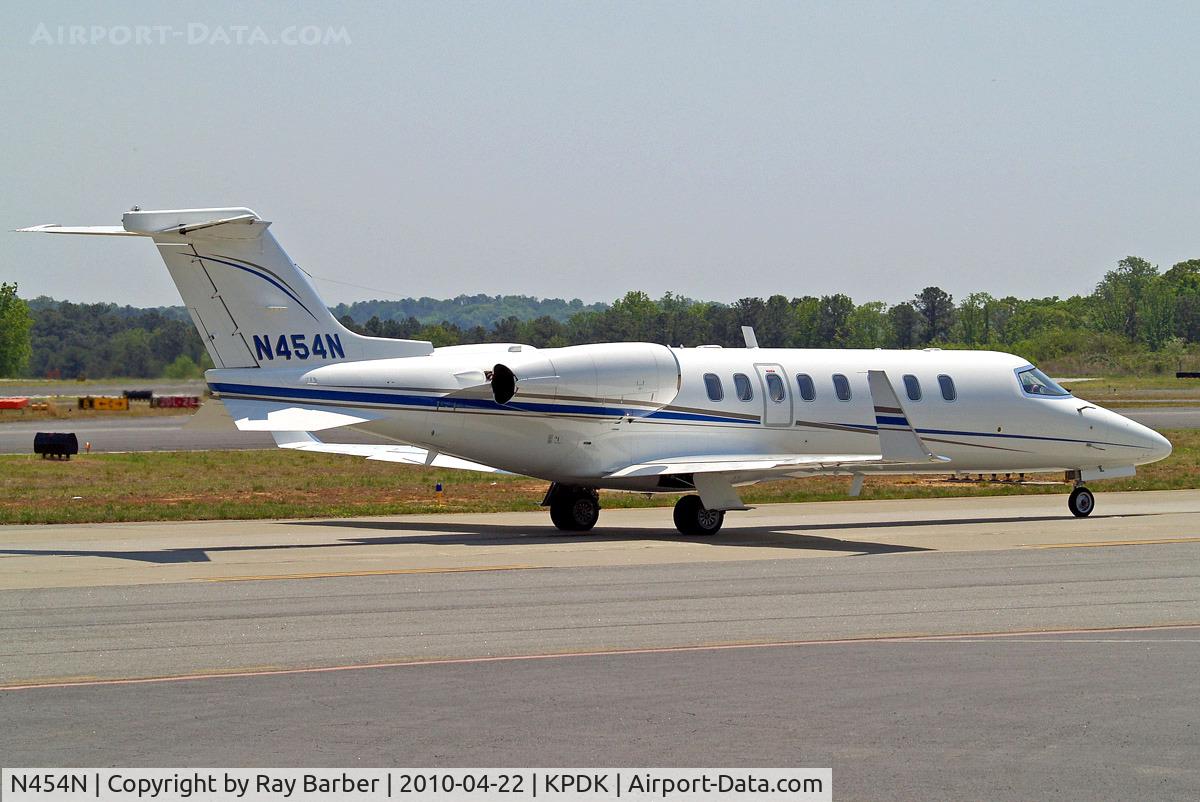 N454N, 2007 Learjet 45 C/N 339, N454N   Learjet 45 [45-339] Atlanta-Dekalb Peachtree~N 22/04/2010