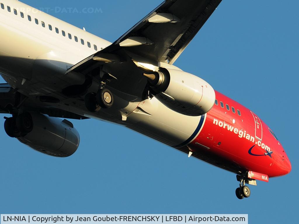 LN-NIA, 2012 Boeing 737-8JP C/N 39444, Norwegian landing 23