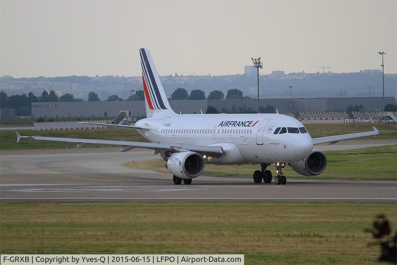 F-GRXB, 2001 Airbus A319-111 C/N 1645, Airbus A319-111, Lining up prior take off rwy 08, Paris-Orly airport (LFPO-ORY)