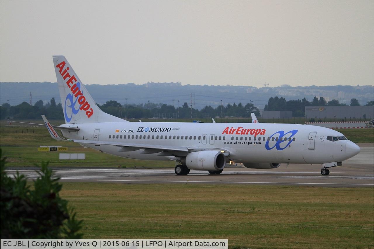 EC-JBL, 2004 Boeing 737-85P C/N 33974, Boeing 737-85P, holding point  rwy 08, Paris-Orly airport (LFPO-ORY)