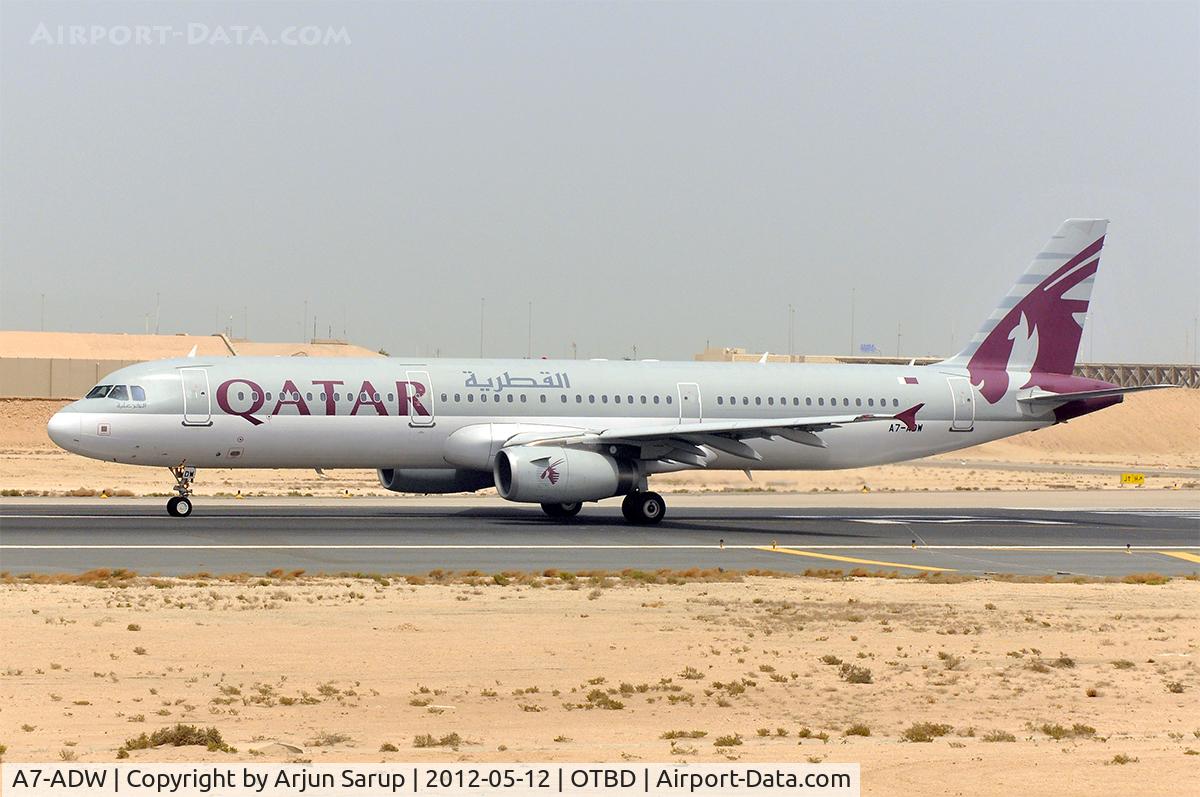 A7-ADW, 2008 Airbus A321-231 C/N 3369, Lined up on the active for departure.