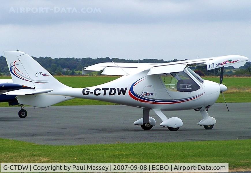 G-CTDW, 2007 Flight Design CTSW C/N 8295, @ Halfpenny Green.