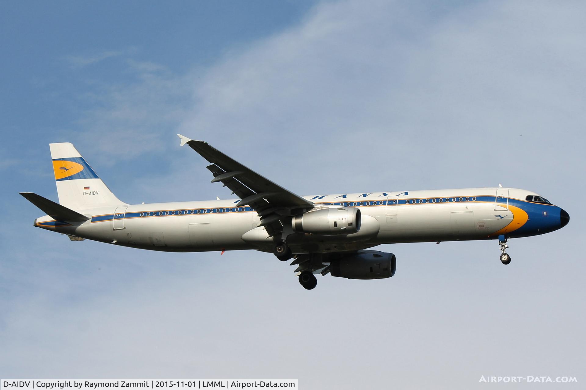 D-AIDV, 2012 Airbus A321-231 C/N 5413, A321 D-AIDV Lufthansa in retro colour scheme.