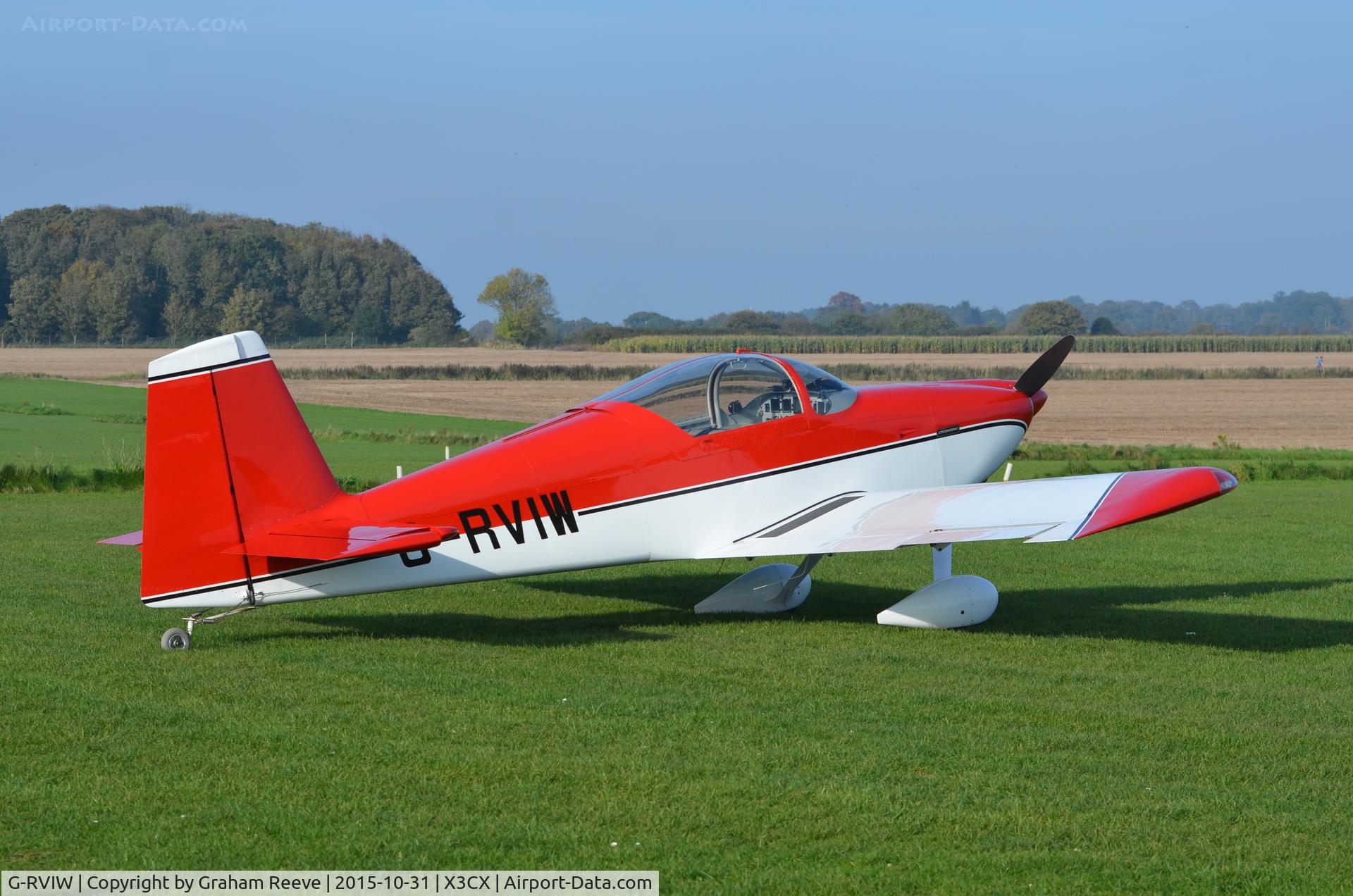 G-RVIW, 2010 Vans RV-9 C/N PFA 320-13924, Parked at Northrepps.