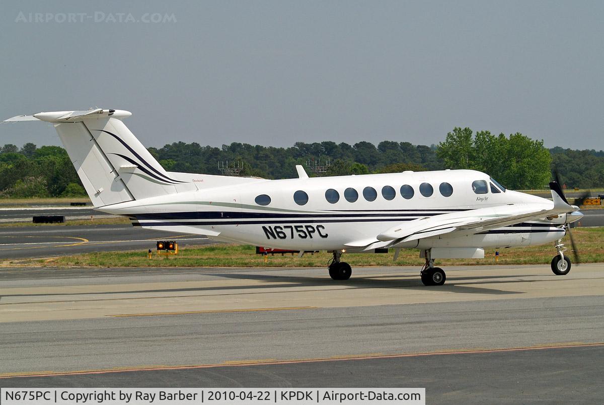 N675PC, 2002 Raytheon Aircraft Company B300 C/N FL-352, Beech 350 Super King Air [FL-352] Atlanta-Dekalb Peachtree~N 22/04/2010