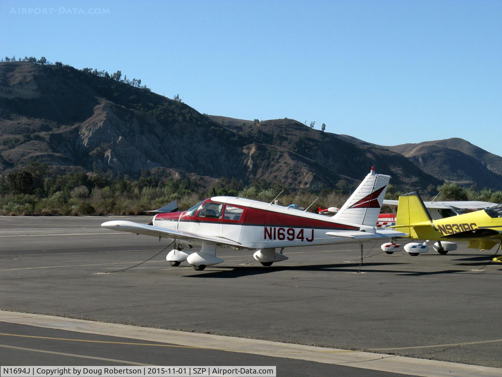 N1694J, 1967 Piper PA-28-140 C/N 28-24099, 1967 Piper PA-28-140 CHEROKEE. Lycoming O-320 150 Hp, on transient line
