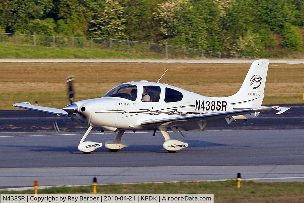 N438SR, 2007 Cirrus SR22 G3 GTS Turbo C/N 2567, Cirrus Design SR-22 G3 GTS Turbo [2567] Atlanta-Dekalb Peachtree~N 21/04/2010