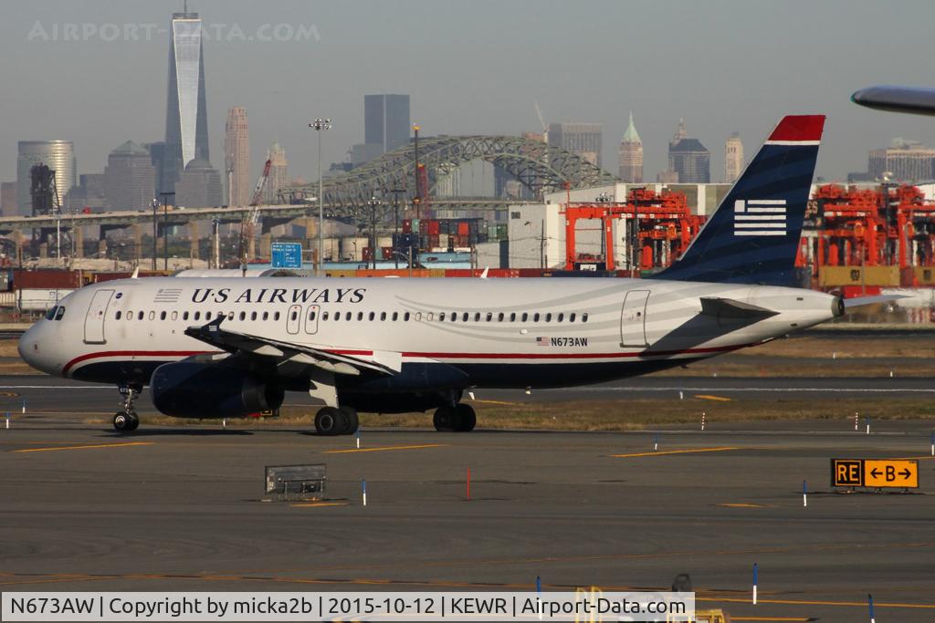 N673AW, 2004 Airbus A320-232 C/N 2312, Taxiing