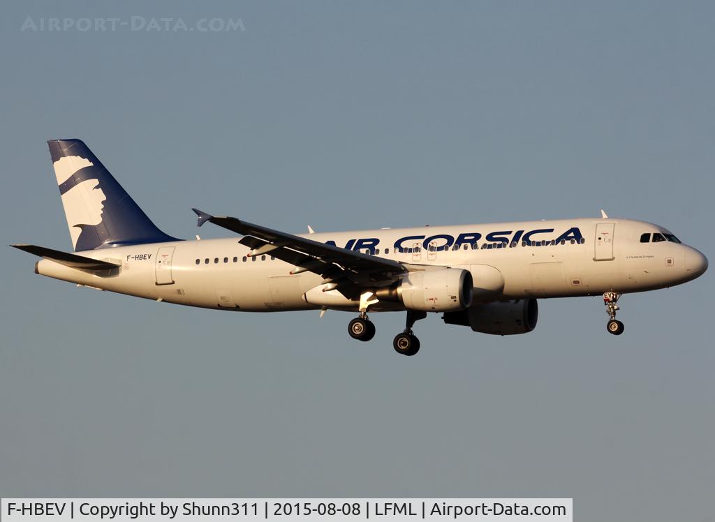 F-HBEV, 2009 Airbus A320-214 C/N 3952, Landing rwy 31R